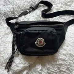 美品　モンクレール　MONCLER ショルダーバッグ　ウエストポーチ　ブラック MONCLER モンクレール ショルダーバッグ CLIMB POUCH 6C00001