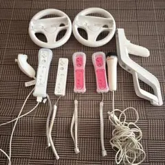 wiiリモコンx4 ハンドルx2 ヌンチャクx1 ガンコンx1 マイクx1