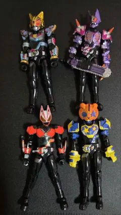 装動　仮面ライダーギーツ　ゾンビ　ブースト　モンスター　ビート