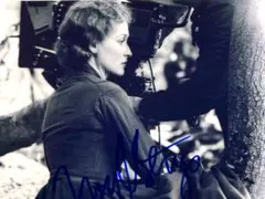 2026年最新】オードリーヘップバーン直筆サインの人気アイテム - メルカリ