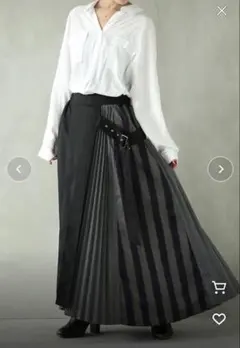 【kOhAKU】アシンメトリープリーツスカートのサムネイル