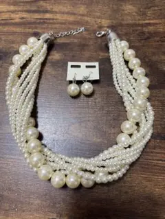 パールネックレス＆パールピアスセット　パーティに！！