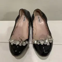 miumiu フラットパンプス　ビジュー付き