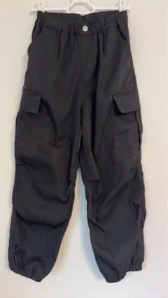 ブラックカーゴパンツ サイズ150