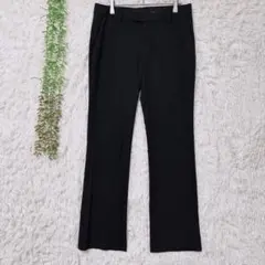 E290ユニクロストレッチパンツフレアアンクルパンツ 黒美脚センタープレス