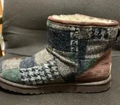 UGG　ムートンブーツ　パッチワーク　25センチのサムネイル