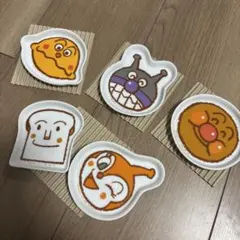 新品未使用 アンパンマン 小皿 5枚セット