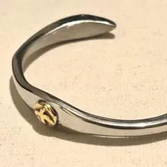 PRADA メタルxサフィアーノレザー ブレスレット ホワイト - メルカリ