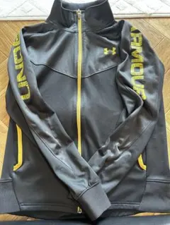 UNDER ARMOUR ジャージ ブラック イエロー　Mのサムネイル
