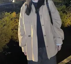 POLY ベージュ コーデュロイ襟 シャツジャケット