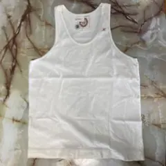 タンクトップ