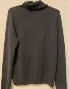 ユニクロ　3Dカシミヤタートルネックセーター