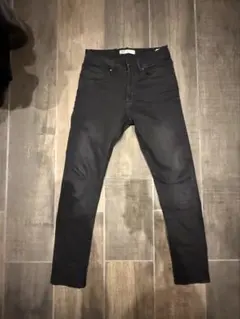 ZARA ブラック スキニーデニム