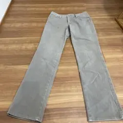 ミセスジーナ　ボトムス　グレージュ　ストレート　ストレッチ入り　おすすめ　可愛い