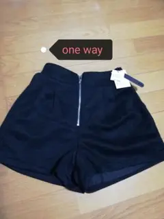 One way ショートパンツ