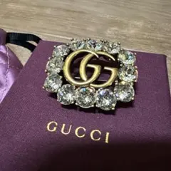 GUCCI ブローチ