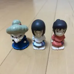 ジブリ - 千と千尋の神隠し　指人形タワー　ちひろ、ハク、坊、湯婆婆 千と千尋の神隠し 指人形タワー ちひろ、ハク、坊、湯婆婆