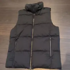 【美品】AZULブラック ダウンベスト Sサイズ ジャケット　アウター