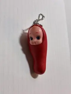 キューピー ガチャマスコット 赤い服
