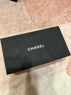 CHANEL メガネケース×1、箱×3、メガネ拭き×2、ブランドブック×2 など