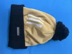 adidas ポンポン付きニット帽 フリーサイズ