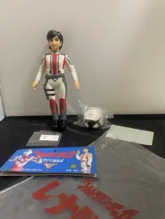 バンダイ ウルトラ女性隊員シリーズ アンヌ隊員、レナ隊員1/6