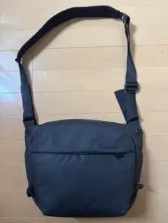 Peak Design Everyday Sling 6L ピークデザイン
