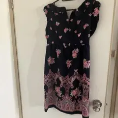 花柄ワンピース