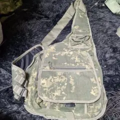 Item thumbnail for item 6962349c-2cb5-4f6c-96b3-ded5a1b94dad