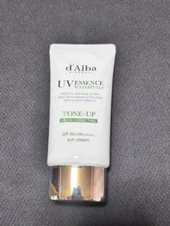 d'Alba UV ESSENCE WATERFUL TONE-UP グリーン
