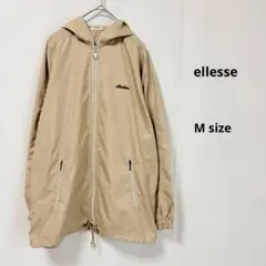 ellesse エレッセ　ジップアップジャケット　M ベージュ　フードのサムネイル