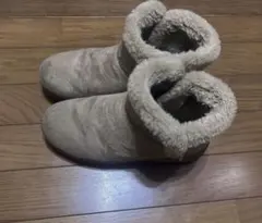 しまむら ベージュ ファー付き ムートンブーツ