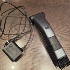 PHILIPS バリカン 本体 充電器付きのサムネイル
