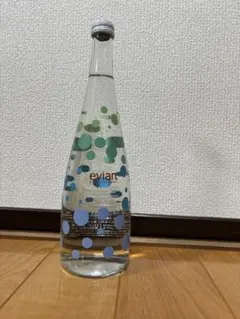 2026年最新】evian virgilの人気アイテム - メルカリ