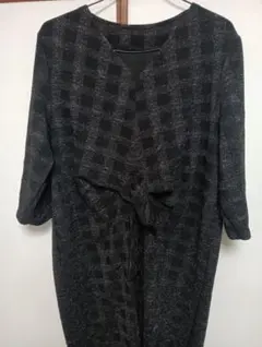 コントラストのあるエレガントなレディース半袖ドレス