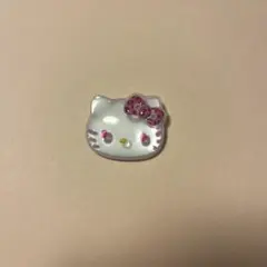 ハローキティ ぷっくりったいバッジ ヒョウ柄 ピンク