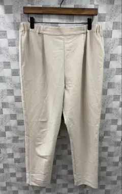 ★美品★earth music&ecology タックテーパードイージーパンツ