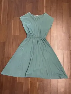 グリーン ロングワンピース