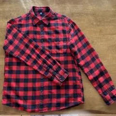 160サイズ　ユニクロ　シャツ