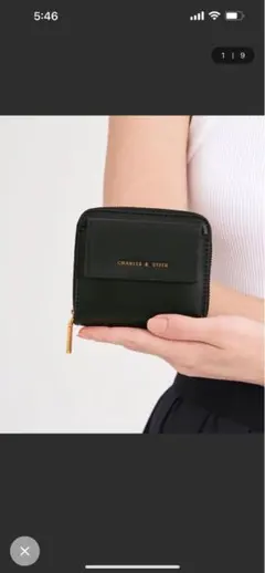 ✨sale✨CHARLES & KEITH ブラック 二つ折り財布✨