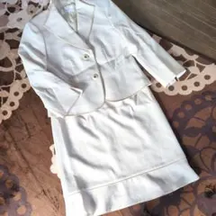 レディース　スカートスーツ　大きいサイズ13号