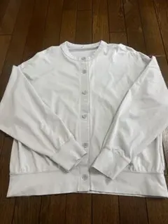 パステルブルーボタン付きカーディガン