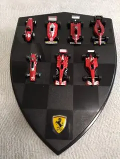 歴代 Ferrari F1 ミニカー 7台セット ディスプレイケース付のサムネイル