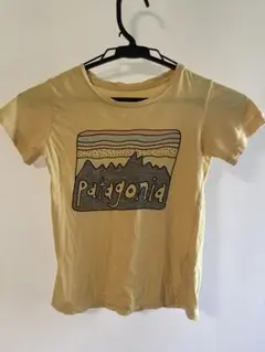 Patagonia イエロー Tシャツ 4T