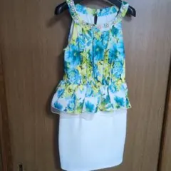 DAZYSTORE花柄ペプラムドレス