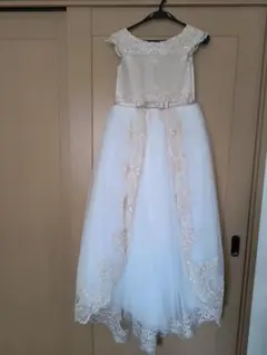 フォーマルドレス ホワイト・ベージュ　ピアノ発表会