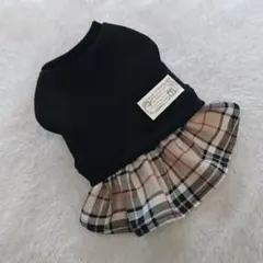 犬服黒ニットタグ付きタータンチェックワンピース