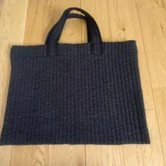 黒　キルティング トートバッグ giselle