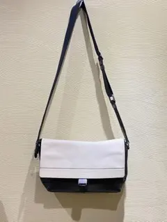 昭和レトロ】肩掛け学生カバン（帆布製のショルダーバッグ） - メルカリ