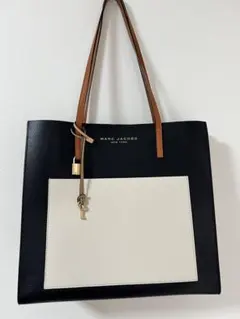 MARC JACOBSバイカラーレザートートバッグ（A4収納可）